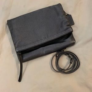 VINTAGE 💯% Authentic fold over Coach clutch/crossbody bag
